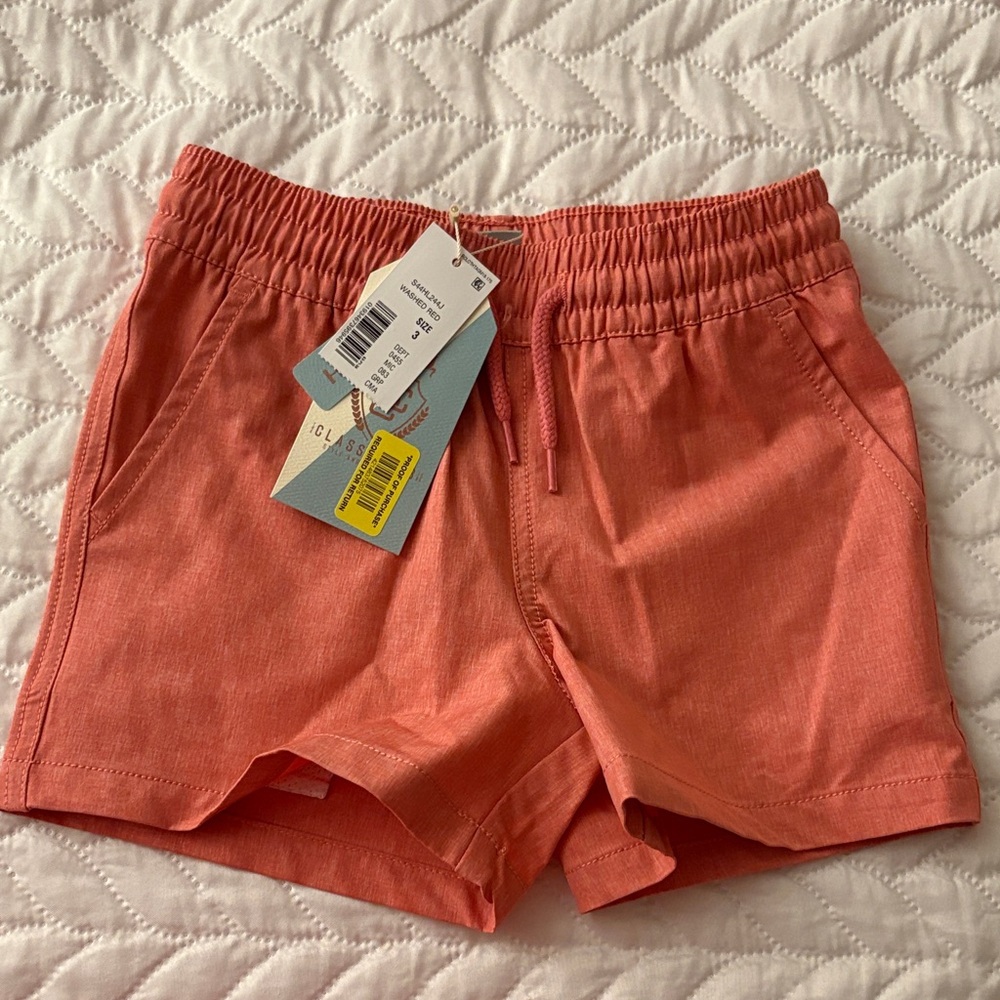 Class Club Classic Washed Red Shorts with Drawstring. NWT - Size 3.